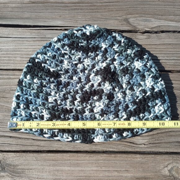 Men's Beanie Hat Handmade Smokey Water Black Gray Crochet Hiking Fishing OS - Picture 9 of 9